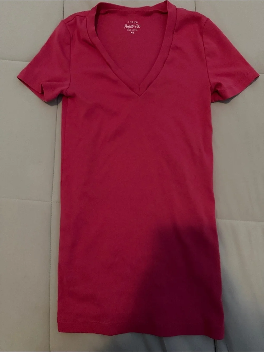 #0173 J.Crew Perfect Fit Pink V-Neck T-Shirt Women’s XS Short Sleeve Basic Tee